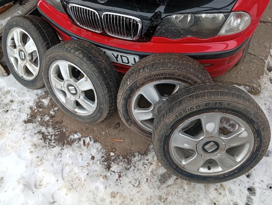 Vând 4 Genți cu toate cu cauciucuri  M-S