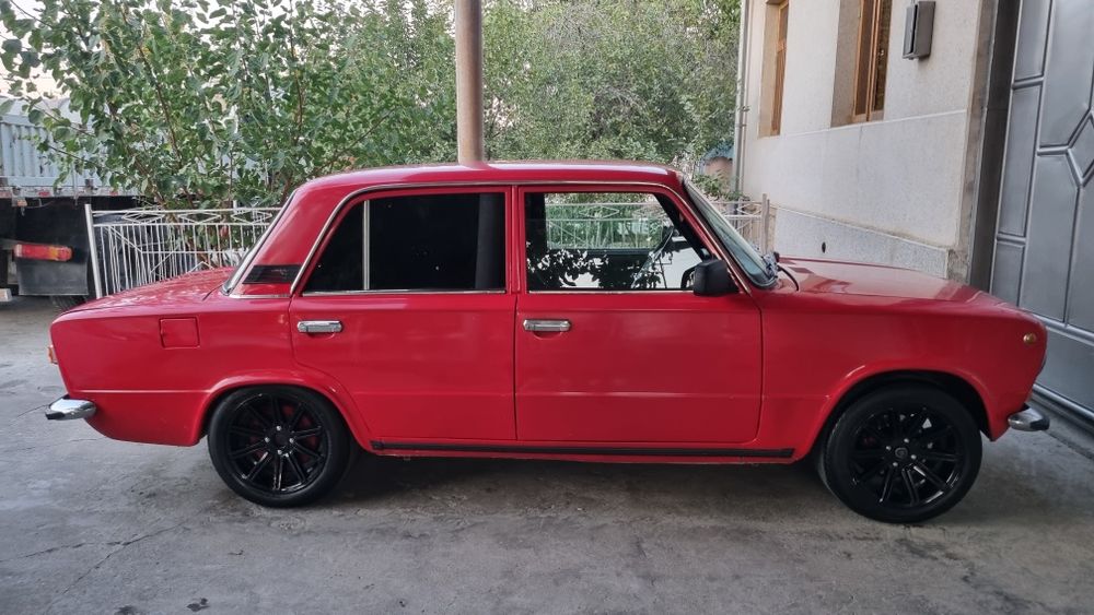 Жугули сотилади.