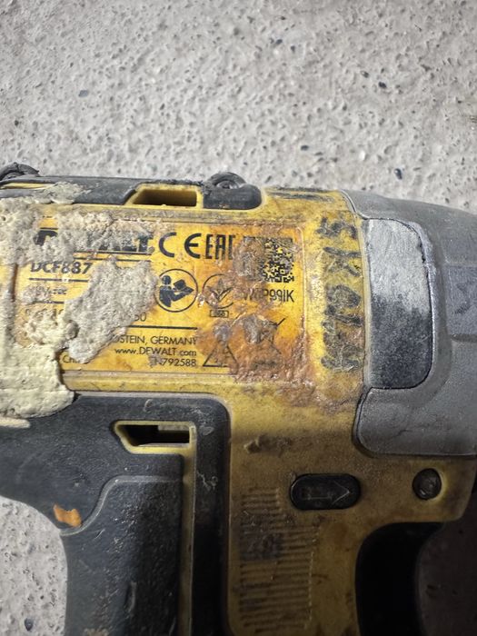 Шрупаверт Dewalt оригинал