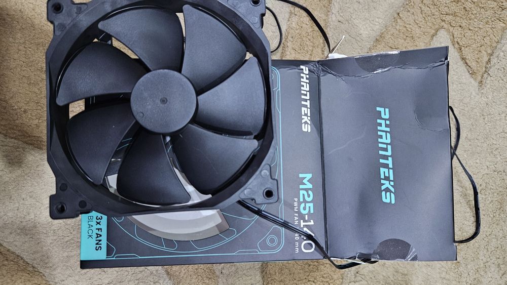 Продам корпус Phanteks Eclipse P300A