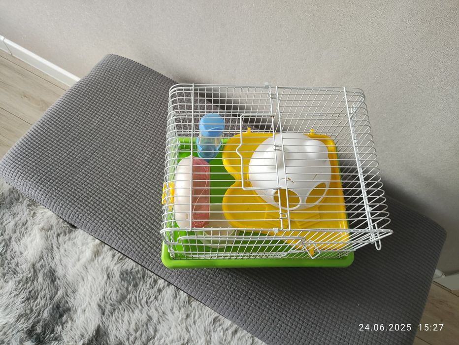 Клетка для хомячков.