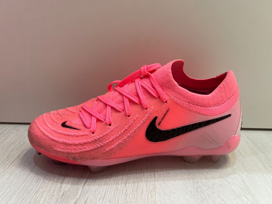 Бутсы Nike Phantom GX