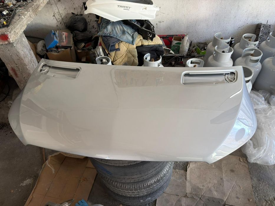 Originalen preden kapak za Mercedes sprinter W907