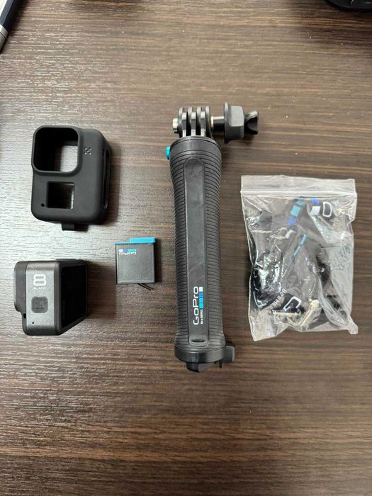 GoPro Hero 8 комплект