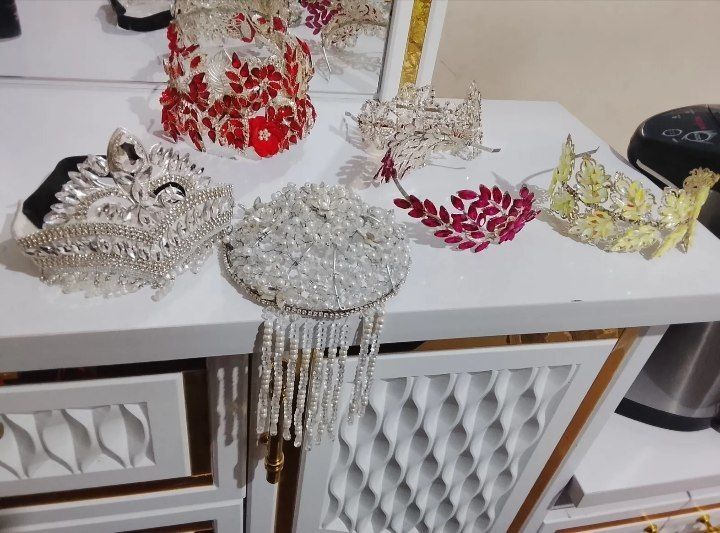 Yangi kelinlar uchun diademalar toʻplami