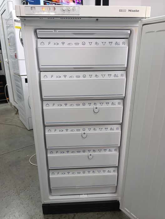 Фризер MIELE Размери 130/60/60см