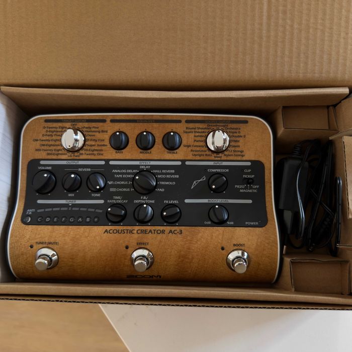 Zoom AC3 Eфект за китара
