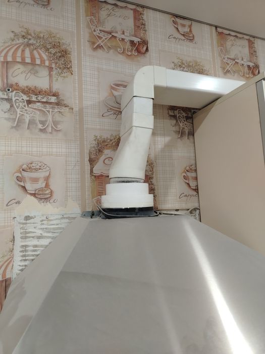 Продам вытяжку б/у