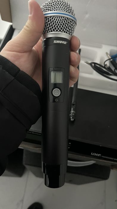 продам микрoфон SHURE