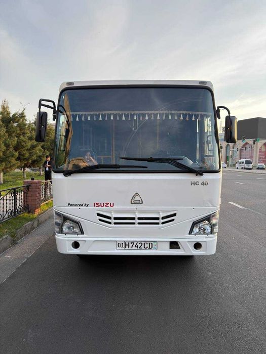 ISUZU SAZ HC40 автобус