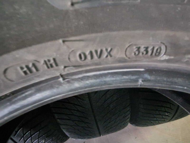 4 Michelin R17 235/60
зимни гуми 
DOT3319