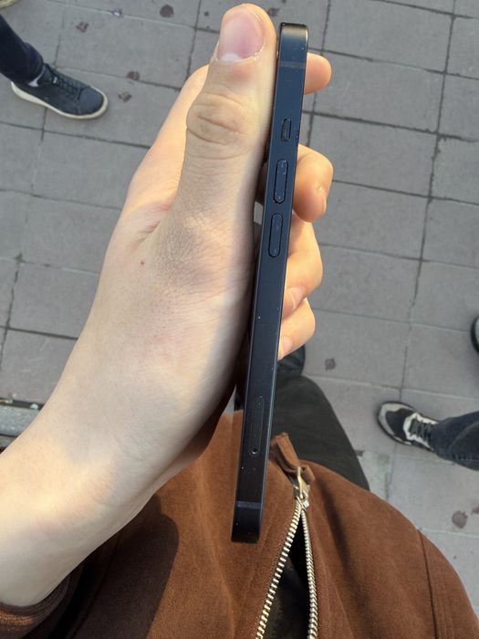 iPhone 13  128 g