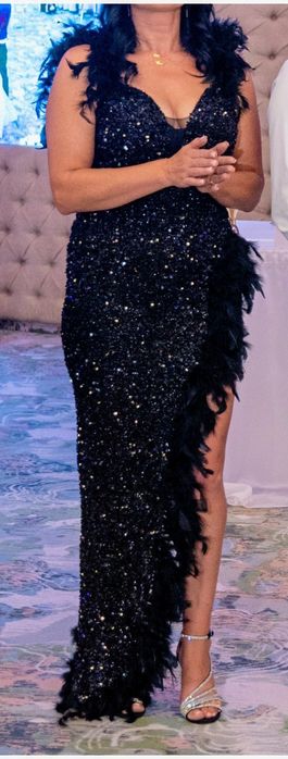 Vând rochii de ocazie