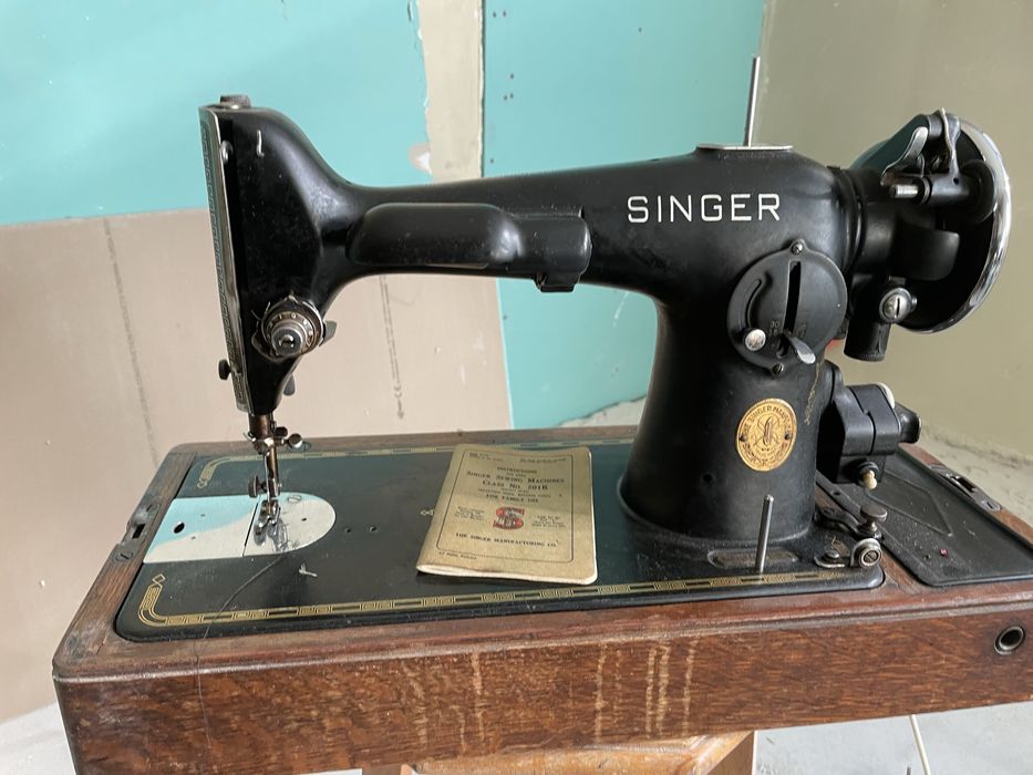 Singer 201K4 Mașină de cusut cu lumină Număr