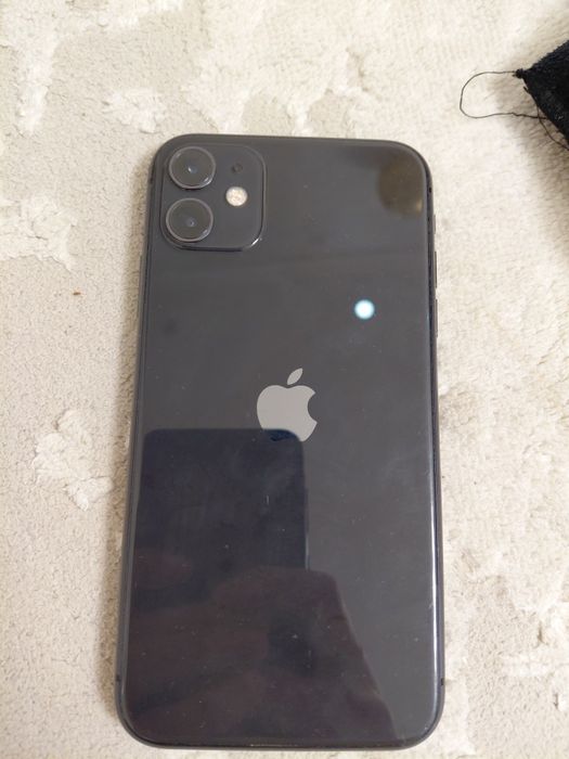iPhone 11 128гб 73% емкость