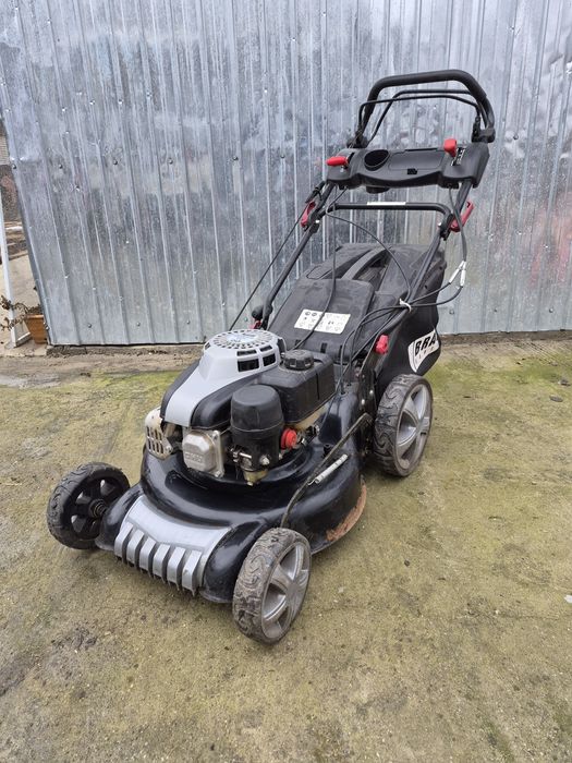 Mașină de tuns iarbă gazon BRAST