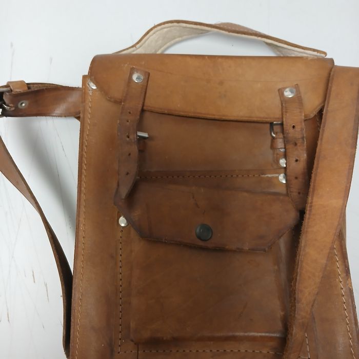 Geanta de umăr din piele