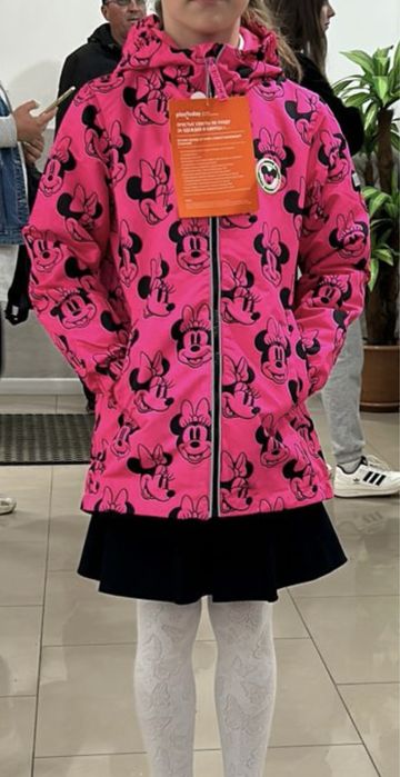 Продам курточку на девочку