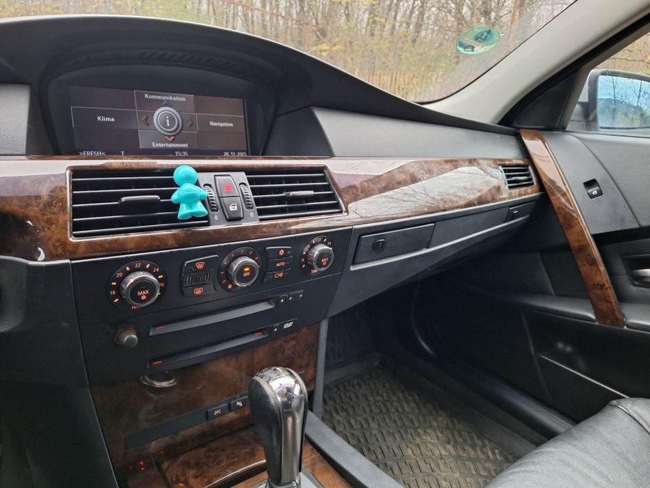 BMW 530 xi газ/бензин