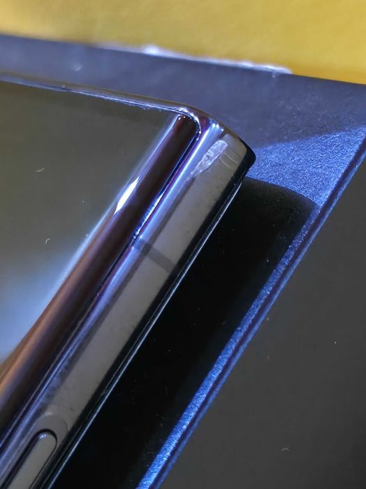 Samsung S23 ULTRA / 256gB Отлично състояние + 3 кейса Подарък