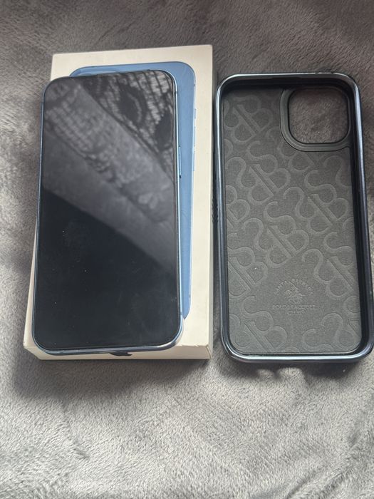 Продам айфон 13 на 128gb