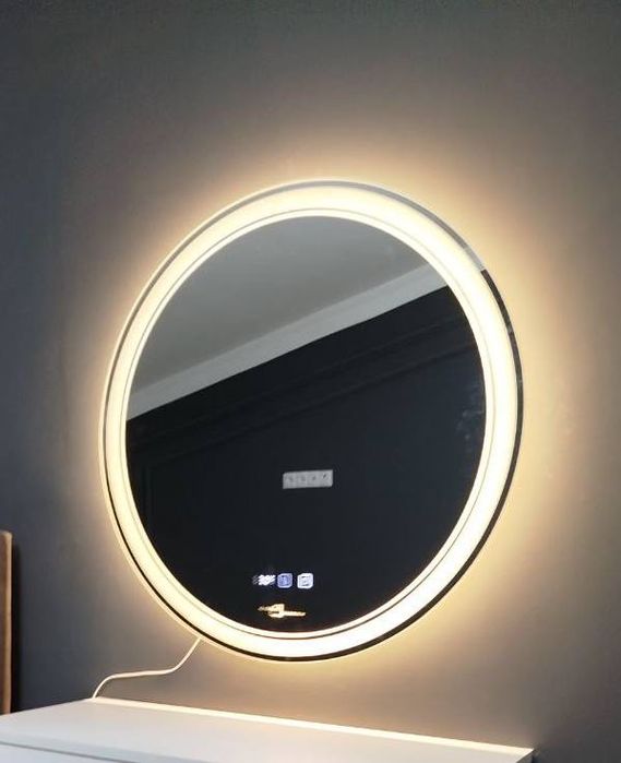 Зеркало с освещением  для туалета и ванной комнаты