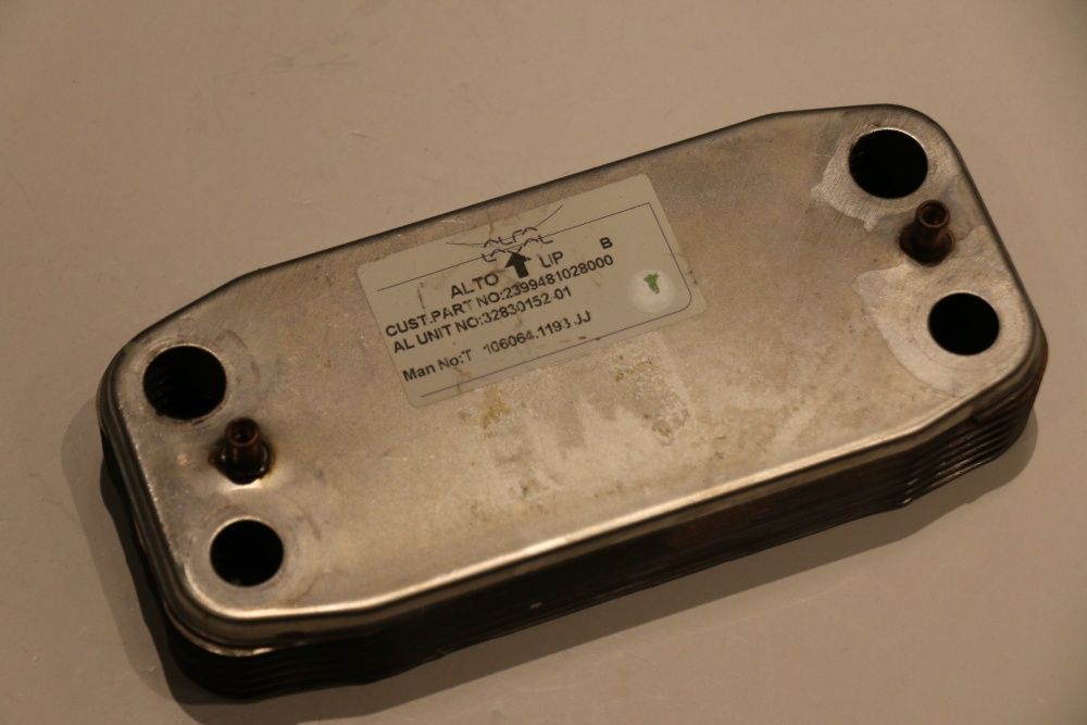 Schimbator secundar de caldura (in placi) centrala termica Ariston UNO