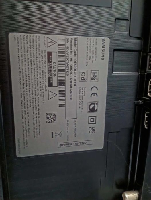 Samsung QLED 50” 4K Smart, Ultra HD, HDR, 125 cm – imagine impecabilă, mic defect estetic