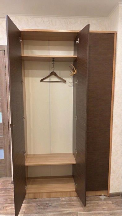 Продам шкаф для одежды