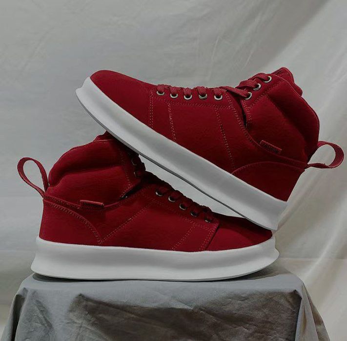 Крутые и качественные кросовки