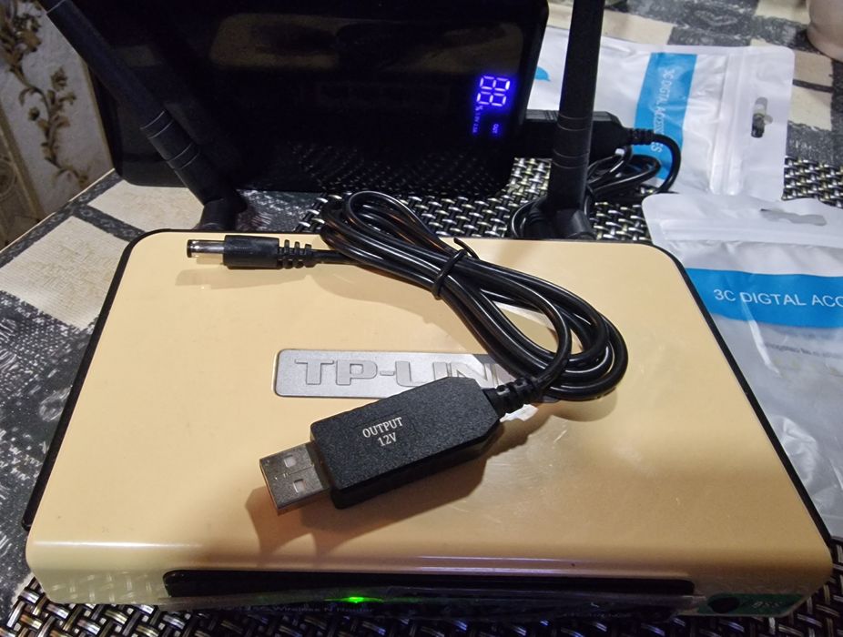 usb bostor ups mini 36w