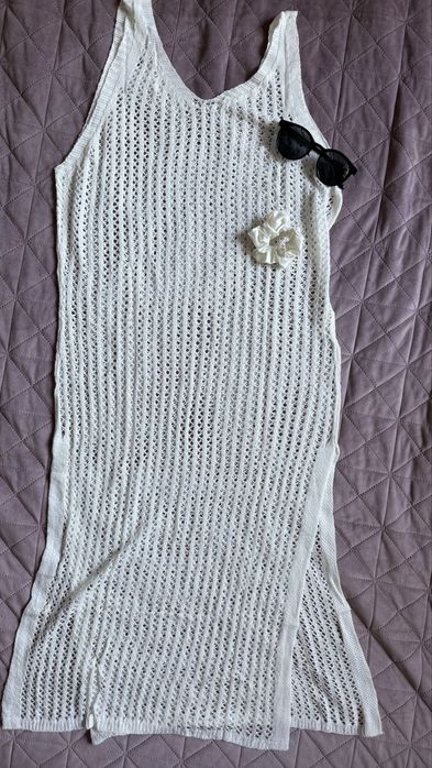 Елегантна бяла плажна рокля + подарък скрънчи – НОВА