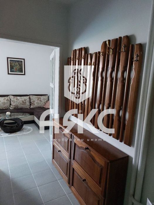 Дава се под наем Двустаен апартамент в София, Център - 66 кв.м за 650 € - Снимка #1