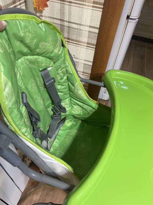 Продается стол для кормления