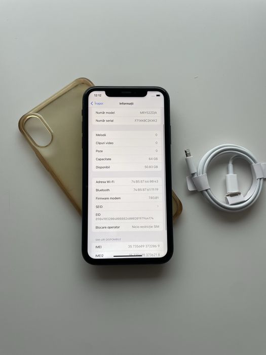 • Iphone XR •  BATERIE 92% •