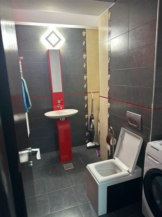 Apartament exclusivist de închiriat cu vedere spectaculoasă către Plaja Reyna