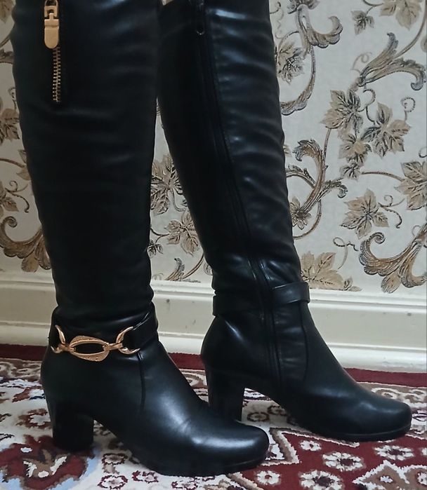 Продается сапоги