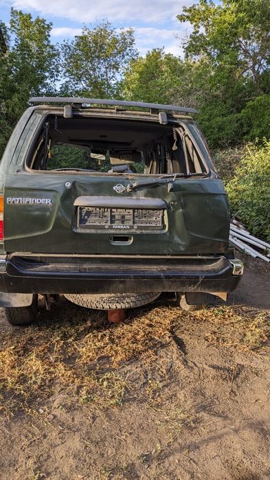Nissan pathfindr ПО ЗАПЧАСТЯМ