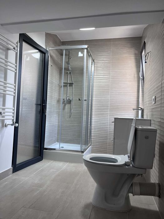 Apartament cu garaj