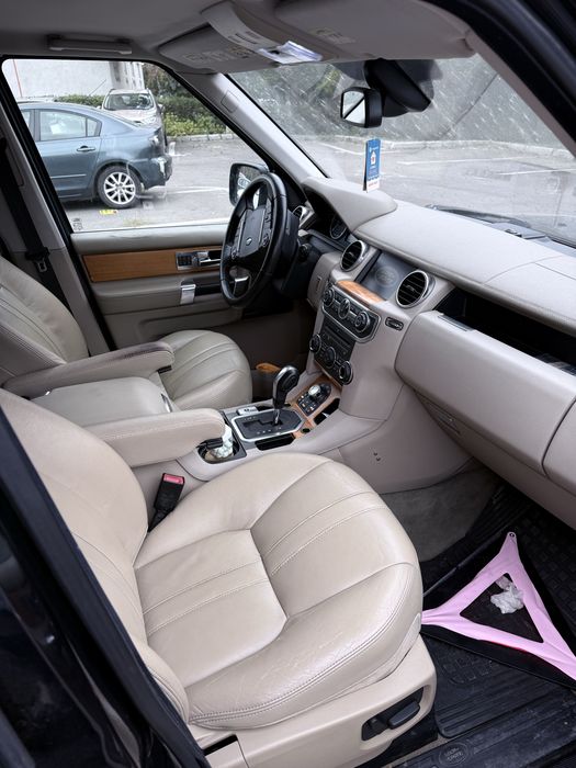 LAND ROVER Discovery 2011 — imagine 3