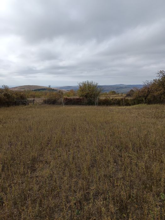 Teren intravilan Jugureni - Prahova