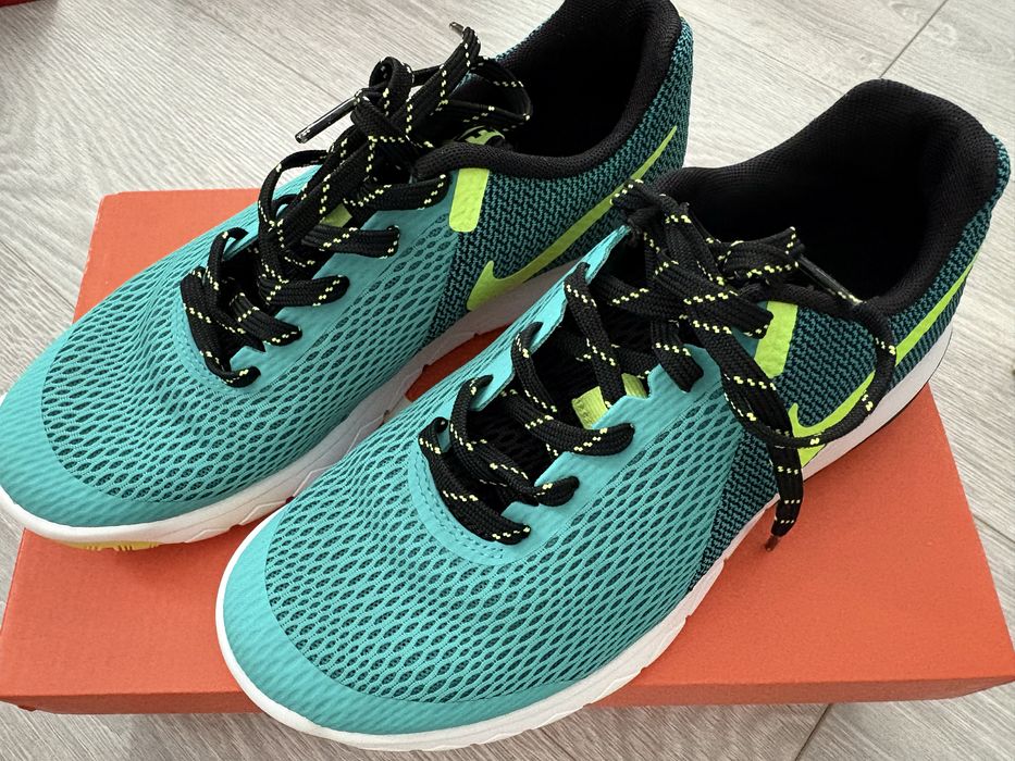 Nike flex Rn 36.5