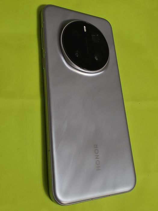 КАТО НОВ 512GB Honor Magic 7 Pro Гаранция Yettel 2029 Grey | Сив