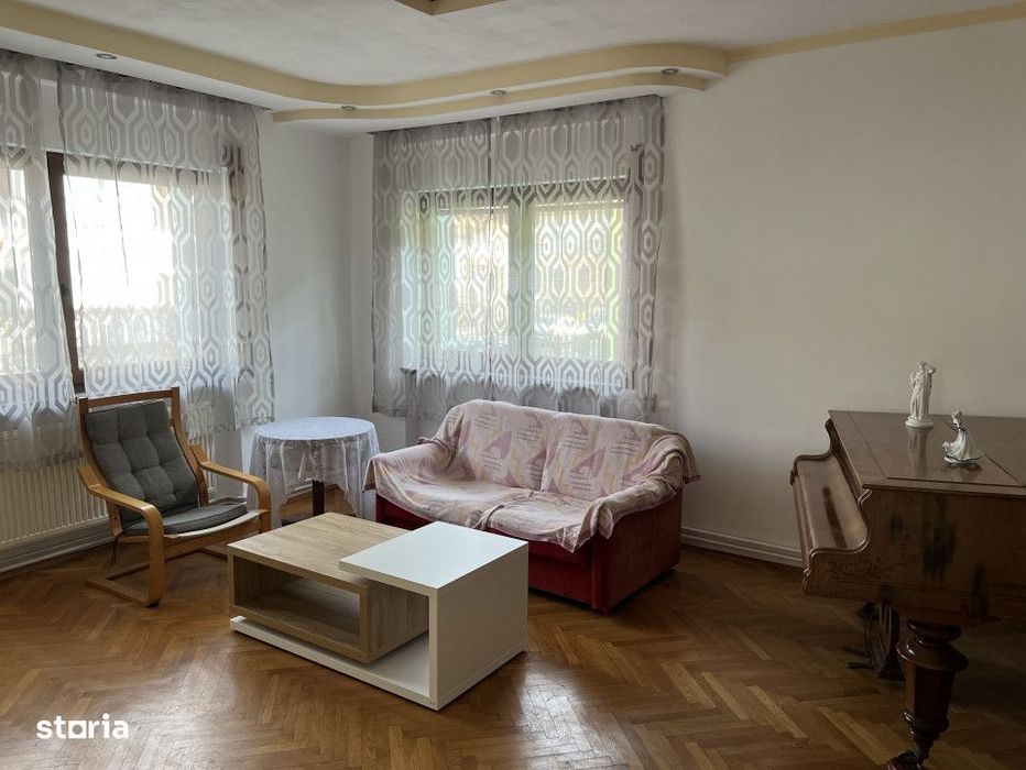 casa singur in curte 3 camere zona stefan cel mare