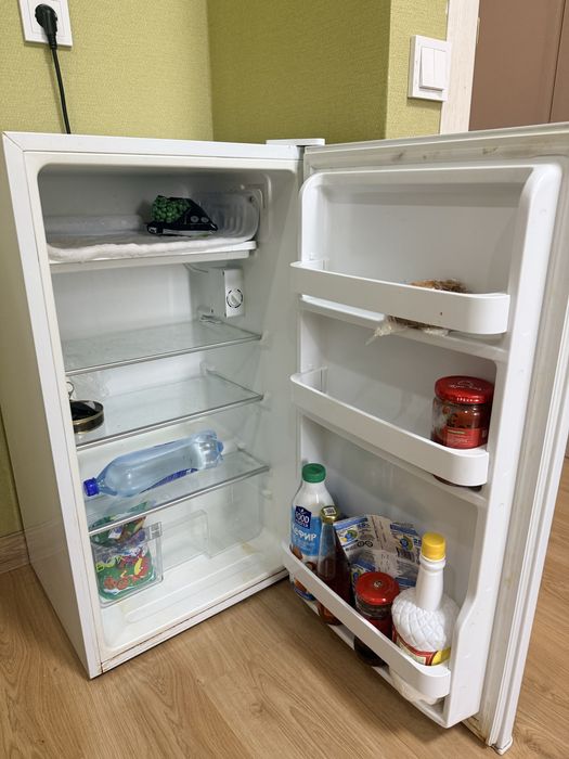 Продам мини бар холодильник