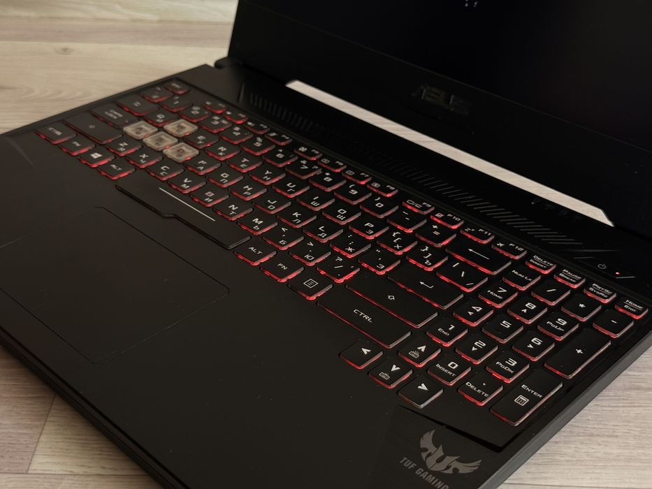 Asus Tuf Gaming Игровой ноутбук в идеальном состояний