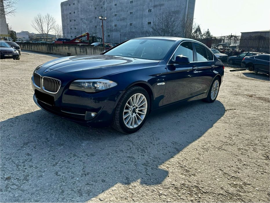 BMW 530i F10 2011г БМВ 530и Ф10 258кс