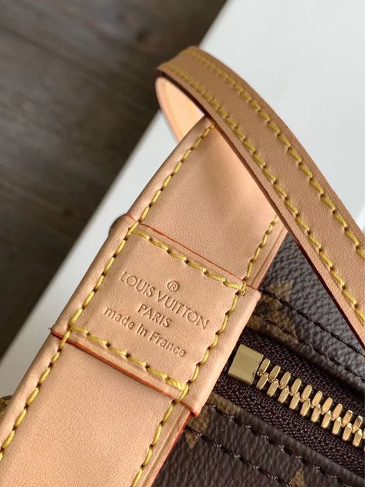 Сумка Alma BB LV Louis Vuitton