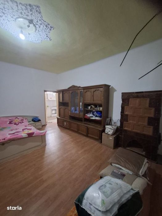 COMISION 0 !!! - Gelu – Casa 6 Camere – Proiect 2 Familii – Tere