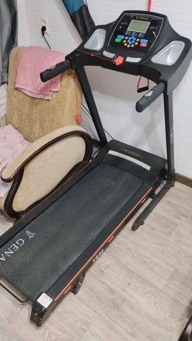 Беговая дорожка Genau TR50